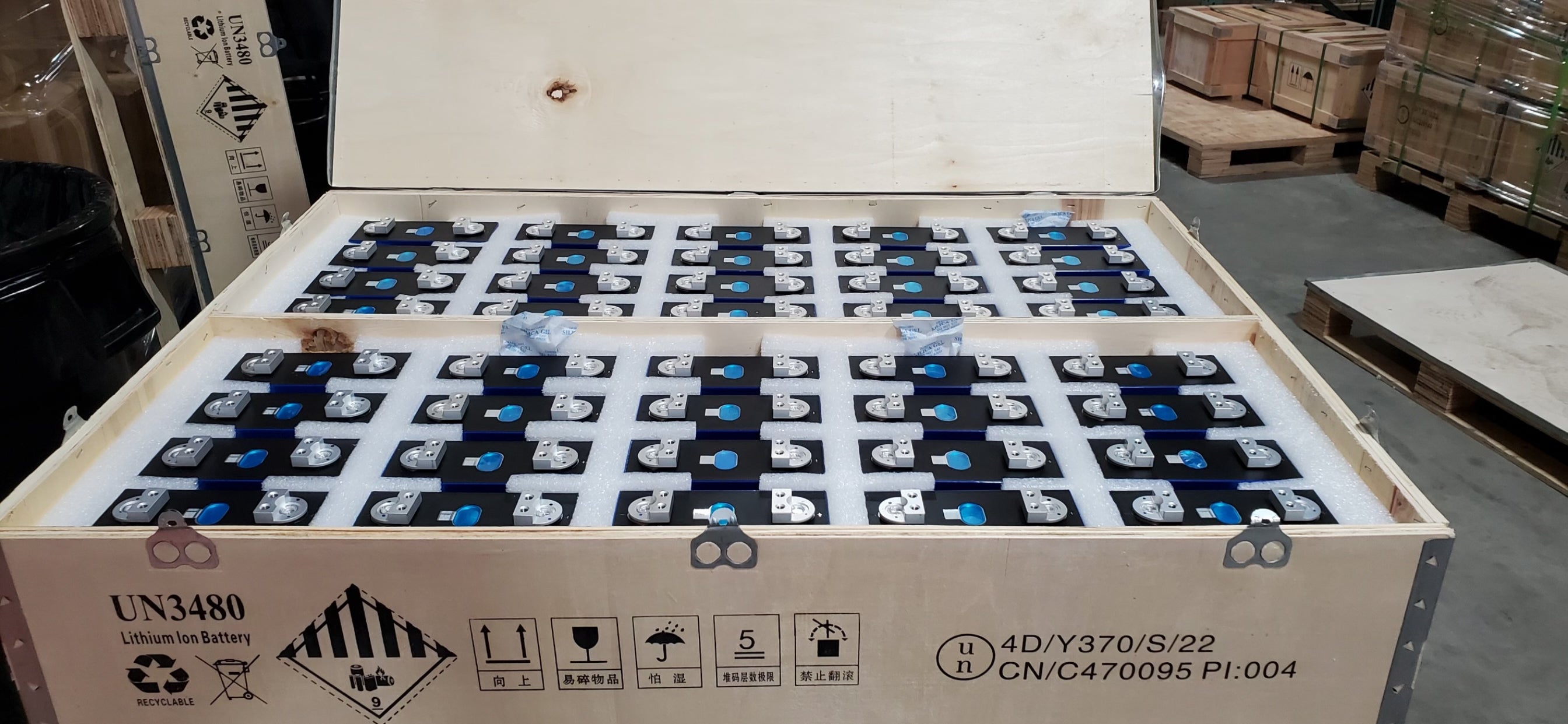 (Pack of 4) EVE LF280K V3 Grade A Cells - 3.2V LiFePO4 280Ah Battery